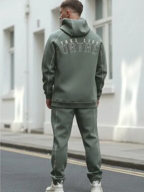 NWT SCUBA TECH CONTRAST STITCH JOGGERS